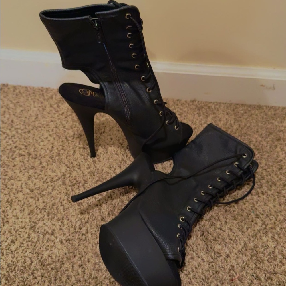 Elegant Black Lace-Up High Heel Boots